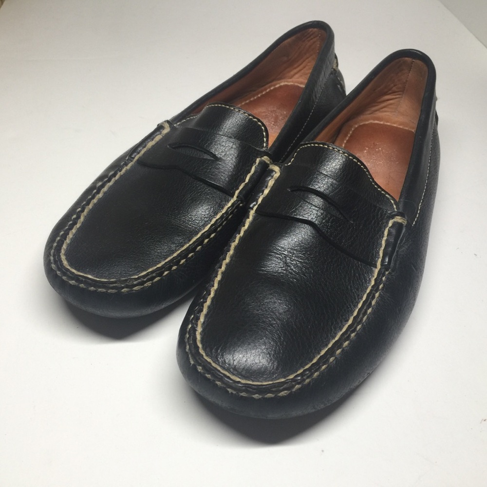 Johnston & Murphy men’s black slip-on moccasins